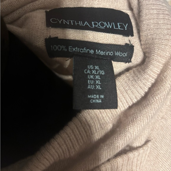 Cynthia Rowley 100% Merino Wool Cowl Neck Sweater - Picture 3 of 3